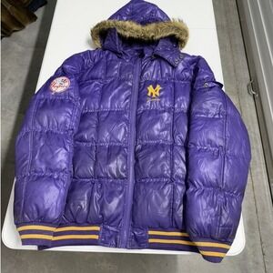 New York Yankees MLB Purple Puffer Jacket Faux Fur Hood Bomber Mens XL